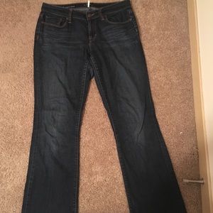 Ann Taylor LOFT dark wash jeans, curvy size 6.